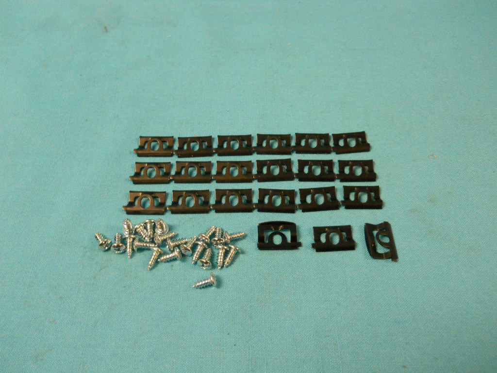 Rear Window Molding Clip kit