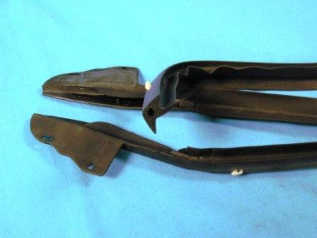 Door Weatherstrip - Includes 2 door end Seals. If you require quarter jamb seals, please use part # ME-ALP7002.