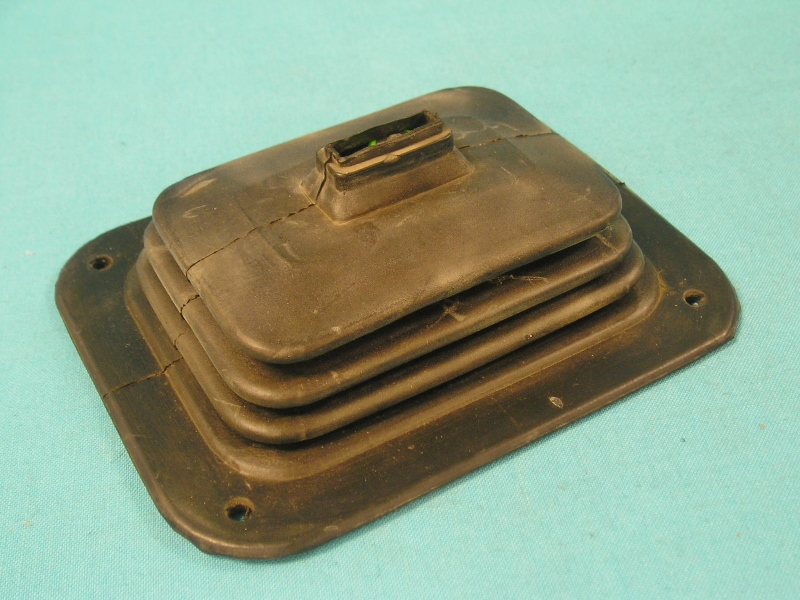 Upper Boot Non Console Shift cars only.  Shifter boot fits 1964-5 B/C-body cars without console, can also be used in 1962-63 B-body models when converting to 4-speed. Nice reproduction. Uses our shifter boot bezel MH-TR1.