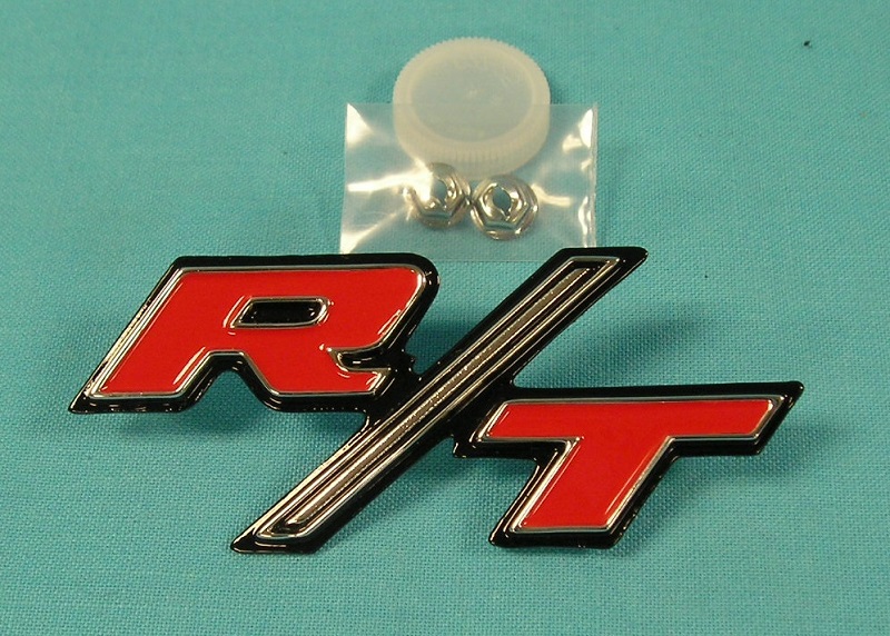 "R/T" fender nameplate