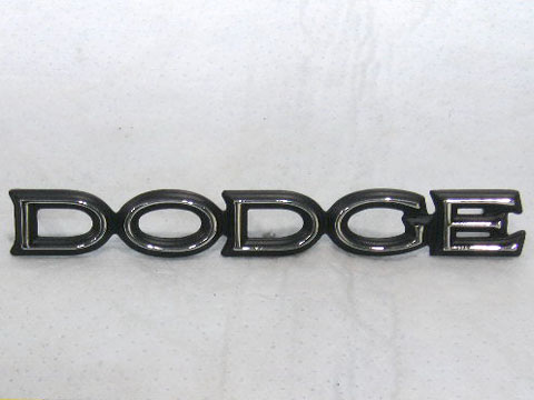 Grill emblem "DODGE"