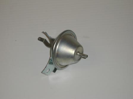 Vacuum Advance Pot - non adjustable - aftermarket - 1964-68 small block 273, 318
	1969-73	Small block various applications