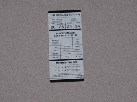 No/Air 775X14, 775X15 Tire Pressure 3400 481