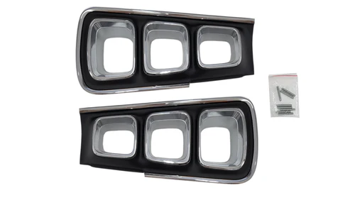 Coronet R/T – left and right taillight bezel (set)Pot Metal Reproduction - Discount exempt
