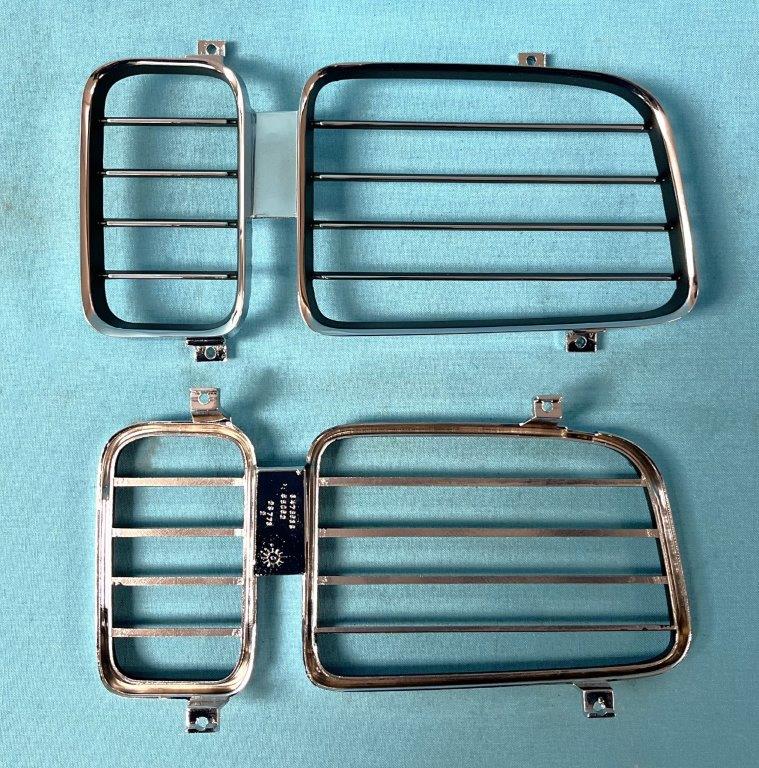 Taillight Chrome Bezel - Pair - Discount exempt