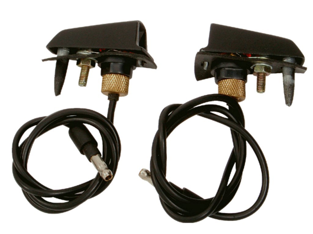 Fender Indicator assemblies (bezel/pigtail/lens) (enough for one car) - set - discount exempt