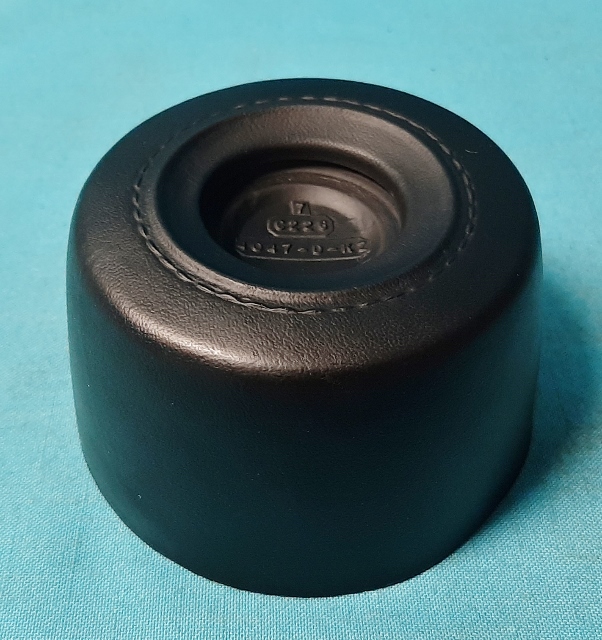 Padded Horn Button - Black.  For the Woodgrain Rallye wheel.