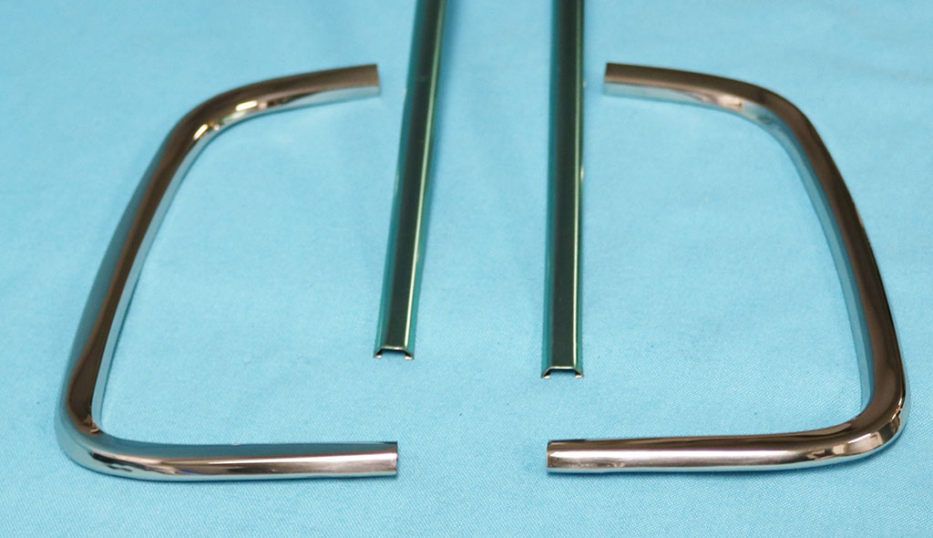Cuda tail panel mldg Set (4 piece).  Technically correct only for 1970-71 "Cudas" .  Made of Stainless