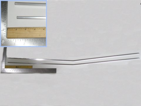 Grill mouldings (2 pieces)