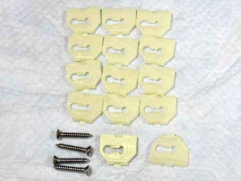 Rocker moulding clip kit