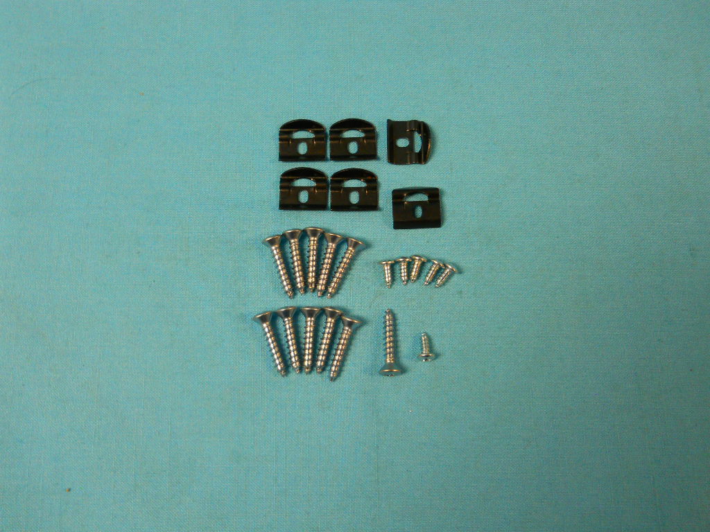 Rear window molding clip kit
Polara, Coronet, Savoy, Fury, Belvedere- 2 Dr. / 4 Dr. Sedan, 330,440