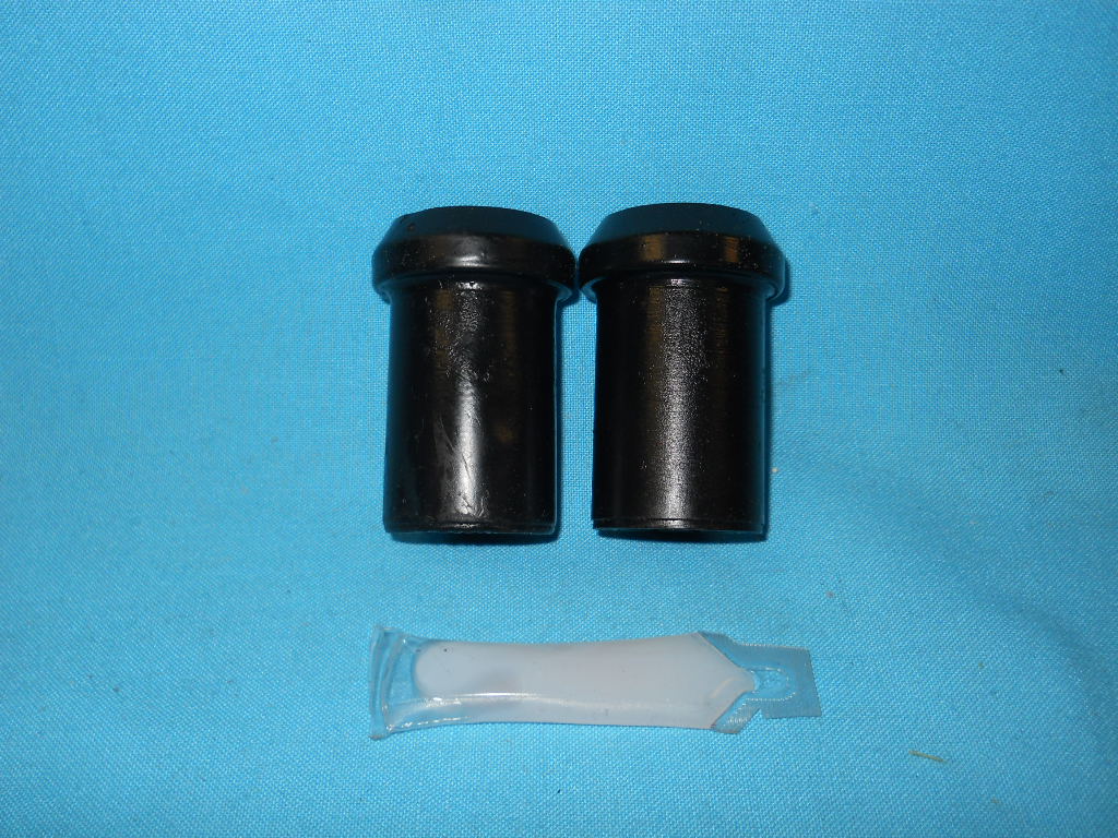 URETHANE C-Arm Bush. Kit without shells - Lower only (BLACK)