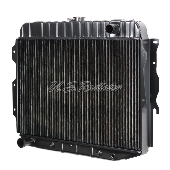 Radiator - V8 - Big Block. 17 1/2 X 26 X 2 - AUTOMATIC/NO AIR - 2 ROW