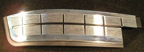 Drivers side rear window mldg.