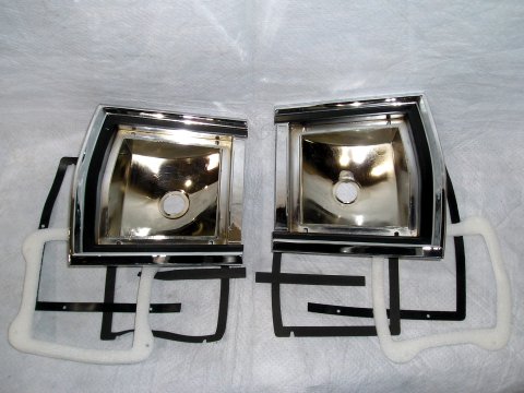 Taillight bezels - Pair (Discount exempt)