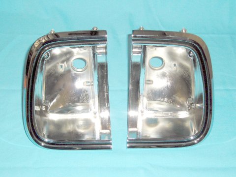 Tail light bezels <b>pair</b> These bezels also come included with the Thick Rubber Tailight Bezel to Body Gasket