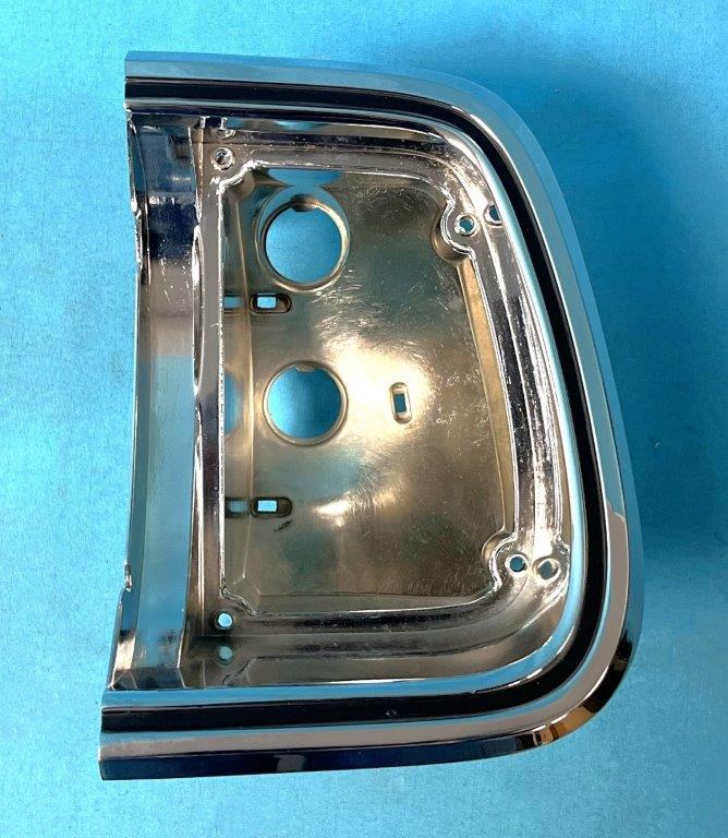 Taillight Bezel - Passenger side - Tailight Bezel to Body Gasket included