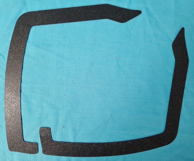 This is the "L" gasket which helps seal the tail lamp housing to the quarter panels (each)