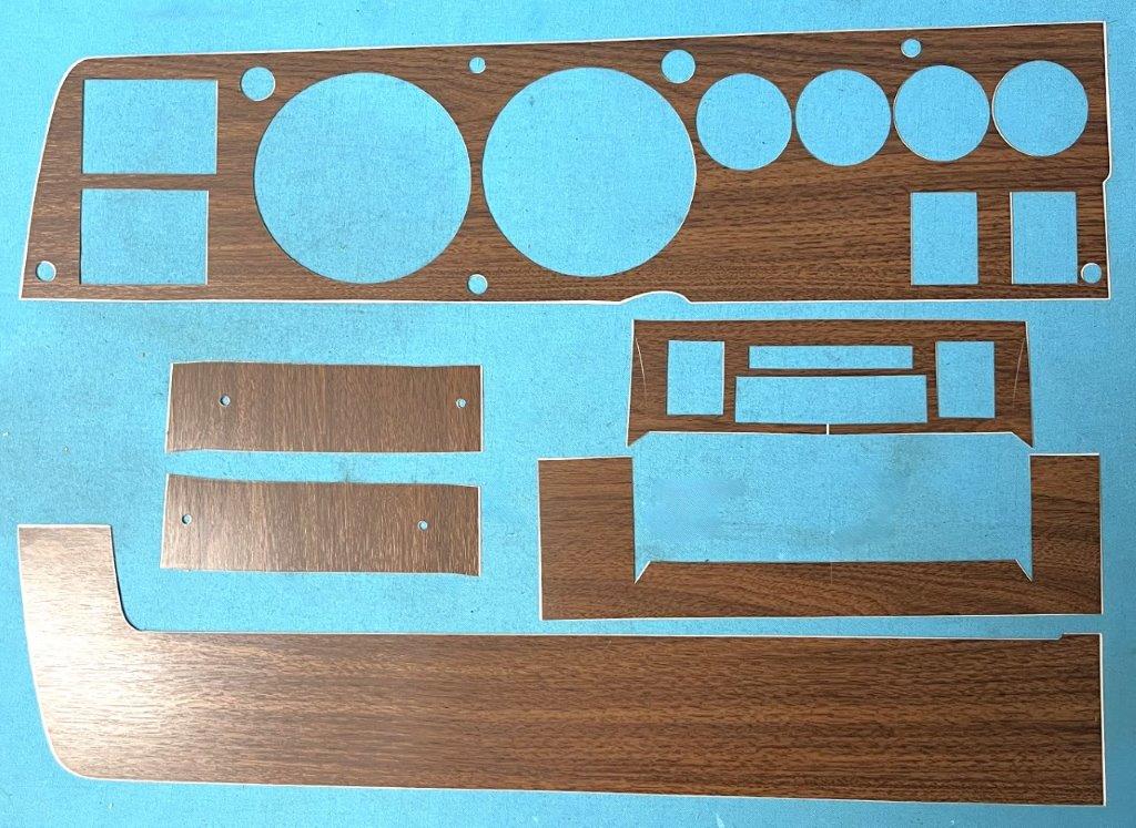Instrument bezel woodgrain with radio & no A/C - 5 piece kit (without letters).