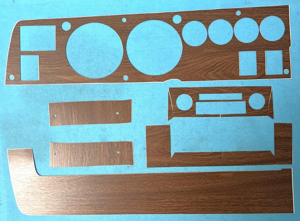 Instrument bezel woodgrain with radio & no A/C - 5 piece kit (without letters).