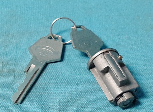 Ignition lock cylinder and Pentastar-shaped keys  Fits our ignition switch #TL-IS68 electrical section) - Reproduction