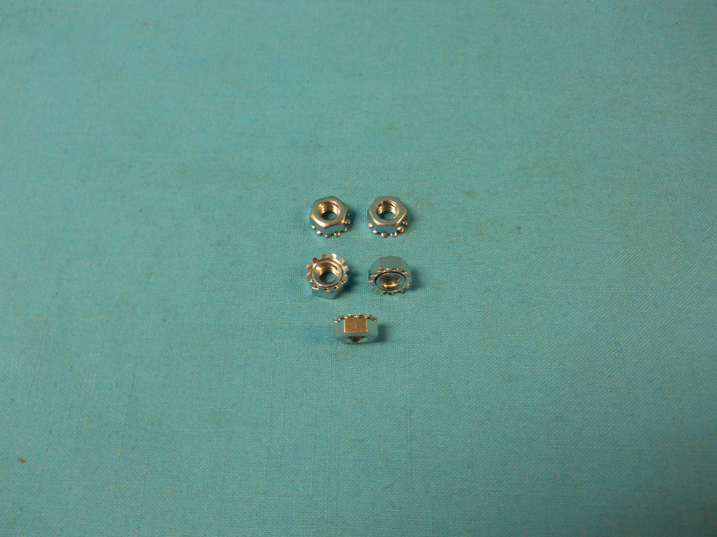 Barracuda Trunk small retainer nut & washer set
(this is the nut and washer only – set of 5)