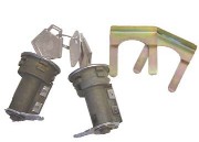 Door Lock Set. Includes correct Pentastar-logo keys. Door lock retainers ARE included; use part #TL-377