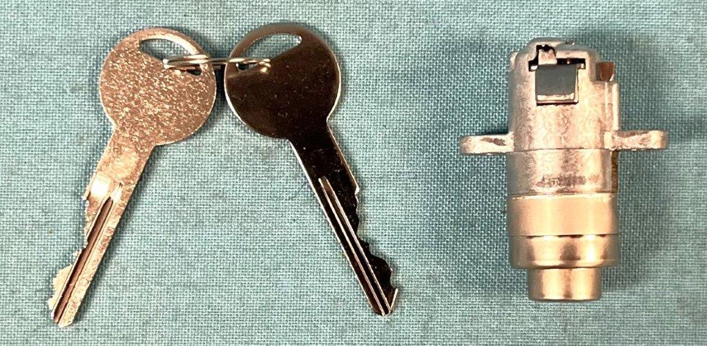 Glovebox / console Lock without foot - replacement keys provided.