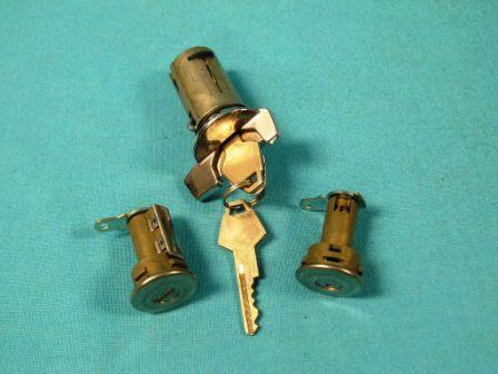 Door & Ignition Lock Set. Aftermarket. All models with tilt wheel but without illuminated door locks.
