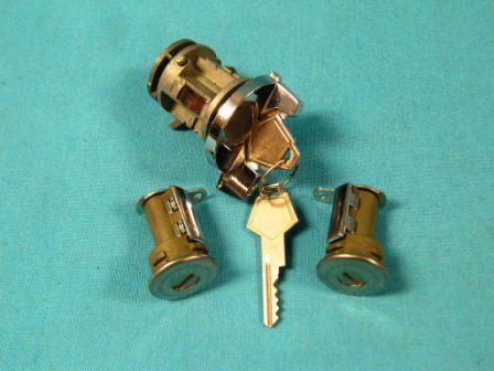 Door & Ignition Lock Set. N.O.S. (Chrysler #3655 555)