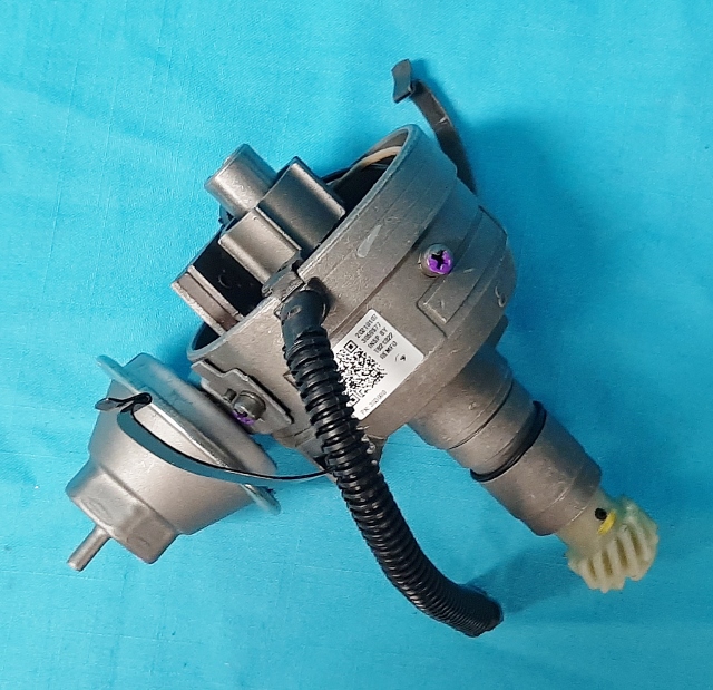 Remanufactured Electronic Distributors Slant-6 models (without core)