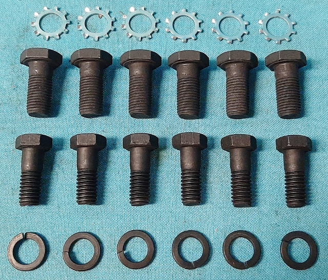 Flywheel and Pressue plate Bolts Kit - All V8 except Hemi - 
Always replace your flywheel bolts when performing clutch service.  This kit includes 6 bolts required to mount flywheel to crankshaft and 6 bolts to secure the pressure plate to flywheel.  This fits all small- and big-block engines with 11" clutch and 143 tooth flywheel...except Hemis.