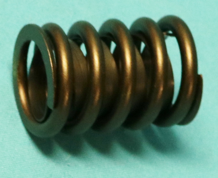 Valve Springs 1965-and-later big block and 426 Hemi.  This is a Street Hemi single-wire spring with damper for use with a cam featuring .440"-.500" lift.  1.53" o.d. Single Spring
