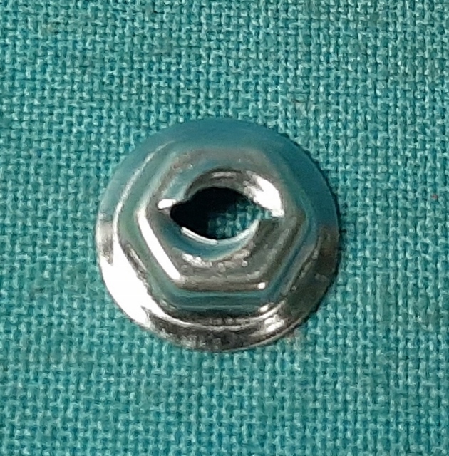 Thread cutting nut for stud size 5/32"