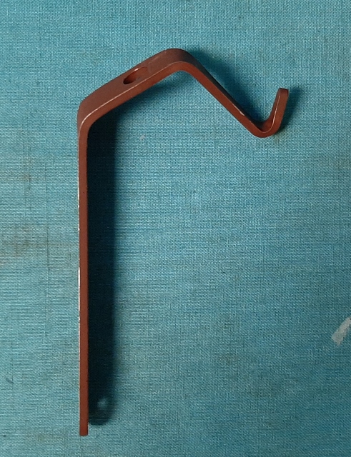 Throttle Return Spring Brackets 340 4-Barrel Throttle Return Spring Bracket (A/C or non- A/C)