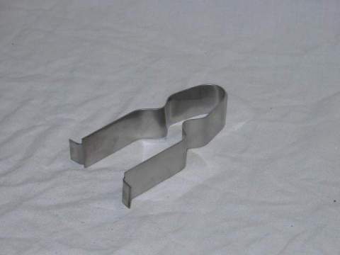 Heater Hose Support - Some 1967 / All 1968 Big Blocks with A/C cars / Some 1968 Non-A/C cars - Fastens into tabs on top of right valve cover.  Use on Big Block A-body applications.