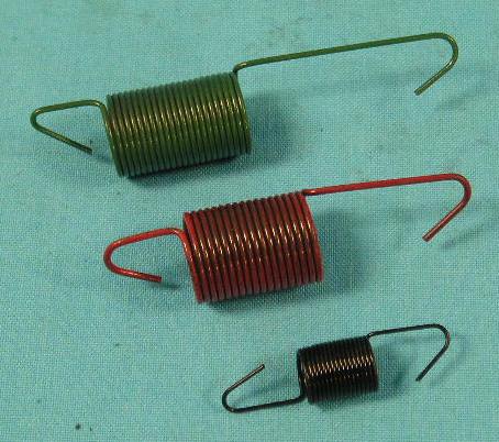 Throttle Return Spring Set for 426 Street Hemi engines.  Complete set includes springs for the front carb, rear carb, and kickdown linkage (no kickdown on 4-speed models)